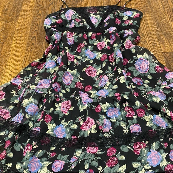 EUC F21 floral bohemian lace tiered flowy mini dress - Picture 2 of 13